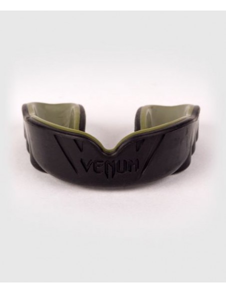 Venum Challenger Mouthguard im schweizer Onlineshop kaufen
