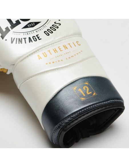 Leone Authentic White/Gold: Top laced boxing gloves for professionals