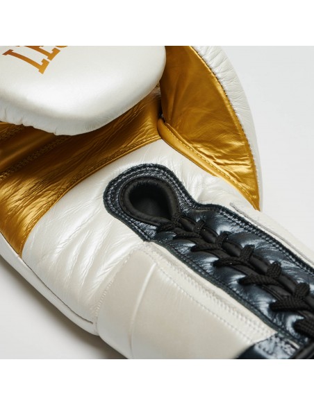 Leone Authentic White/Gold: Top laced boxing gloves for professionals