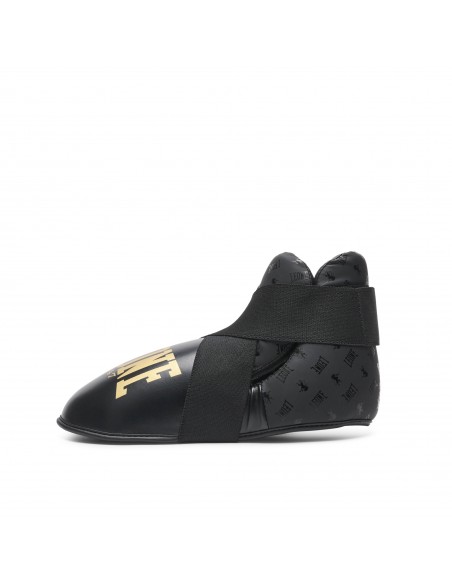 Buy foot protection for kick and Thai boxing in the Swiss online shop