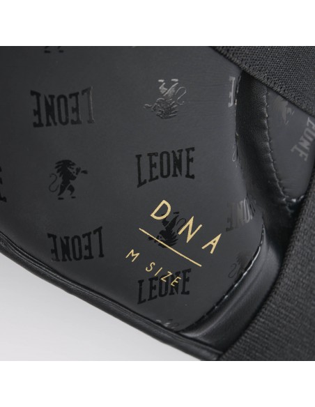 Buy foot protection for kick and Thai boxing in the Swiss online shop