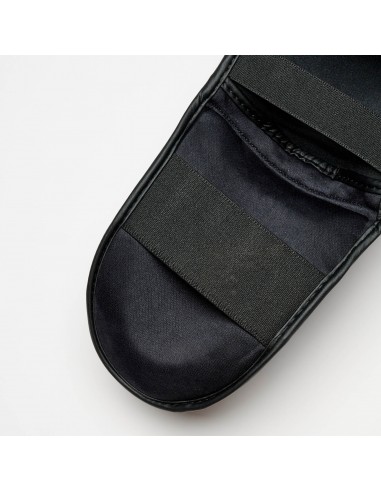 Shin guard Black Edition - Leone buy in Swiss online shop