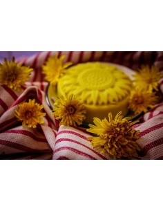 Sapone al dente di leone - sapone naturale fatto a mano con burro di cacao e dente di leone