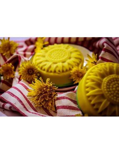 Sapone al dente di leone - sapone naturale fatto a mano con burro di cacao e dente di leone