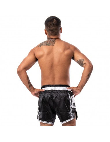 Acheter Muay Thai Shorts Carbon - 8WEAPONS dans la boutique en ligne suisse
