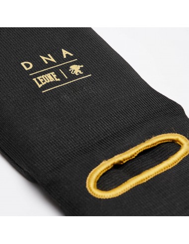 Shin guard with foot - Leone1947 Confort for kickboxing and Muay Thai