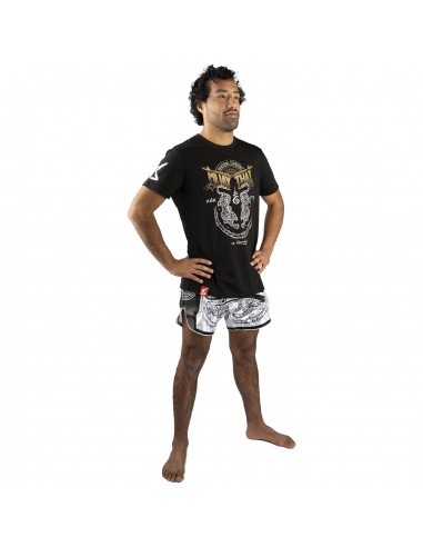 8 Weapons Sak Yant Tigers - Acquista la T-Shirt Muay Thai da