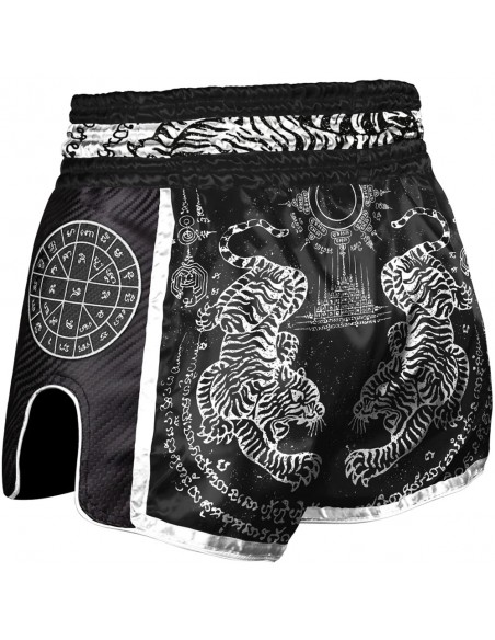 8 Weapons Sak Yant Tigers - Pantaloncini Muay Thai Carbon da comprare online