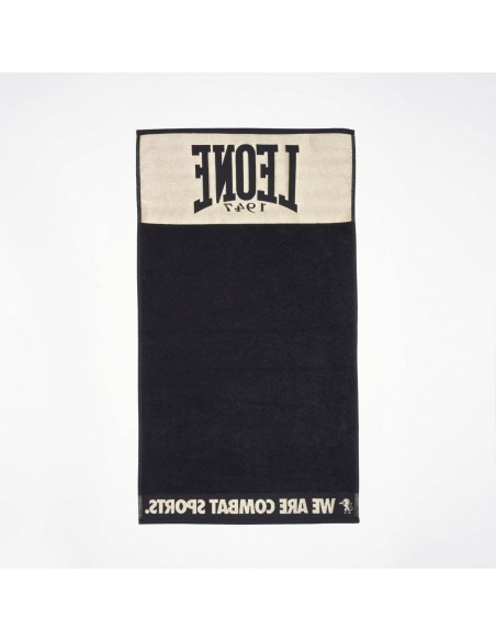 Leone1947 Fitness towel DNA: your stylish companion in the gym
