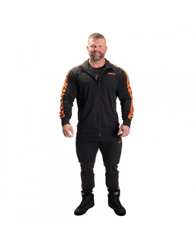 Combine le pantalon et la veste GASP Track Suit pour un look d'équipe