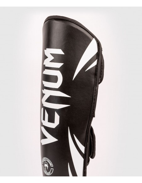 Venum Challenger: Lightweight, impact-resistant shin guards for children