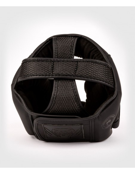 Lightweight & comfortable: Venum Challenger head protection for children in martial arts