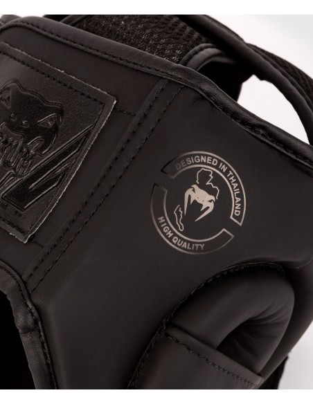 Lightweight & comfortable: Venum Challenger head protection for children in martial arts