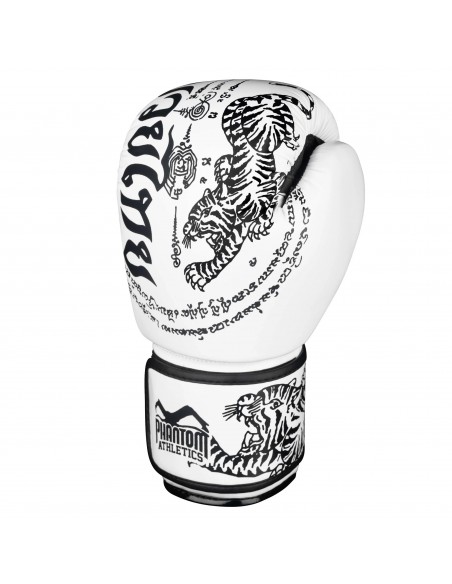 Potenti ed eleganti: i guanti da boxe Phantom per i combattenti di Muay Thai