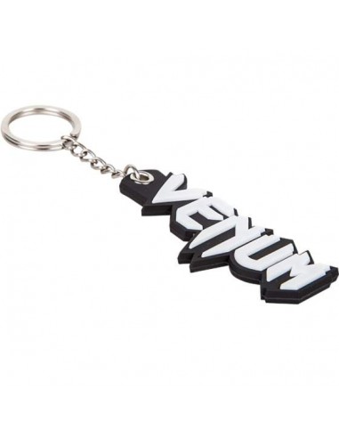 A must-have for Venum fans: the stylish logo key ring
