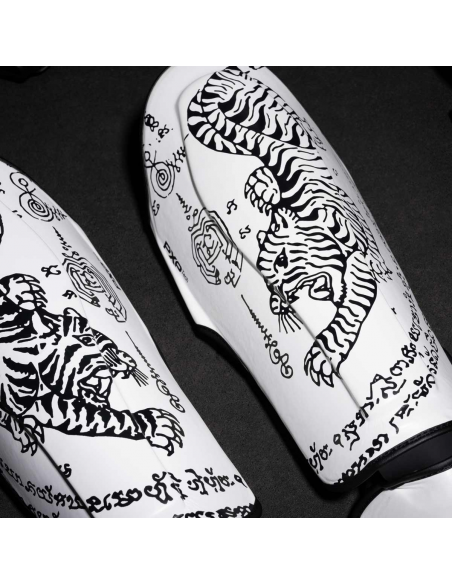 Phantom Muay Thai Schienbeinschutz Weiss