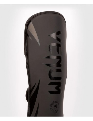 Shin guard Challenger - Venum buy in our swiss online shop