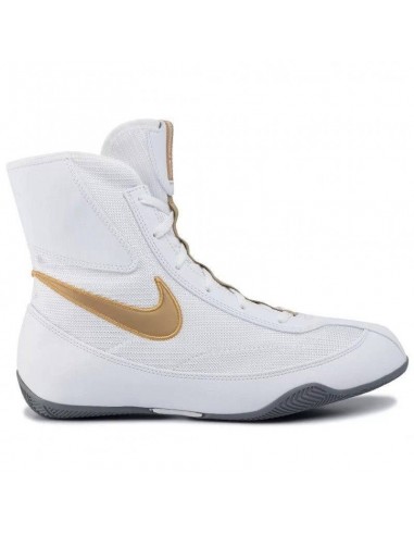 Nike Machomai 2 blanc/or : des chaussures parfaites pour les boxeurs rapides