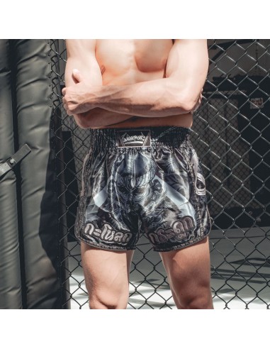Tradition & style combined: Muay Thai shorts Bone Island from 8 Weapons