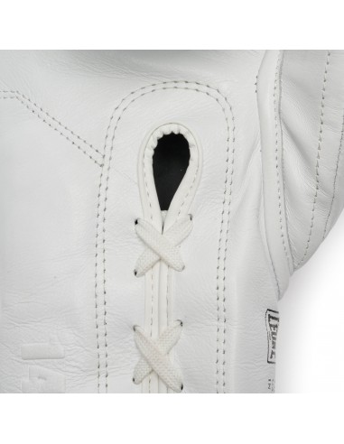 Leone The Greatest GN111L White – Lace-Up Boxing Gloves