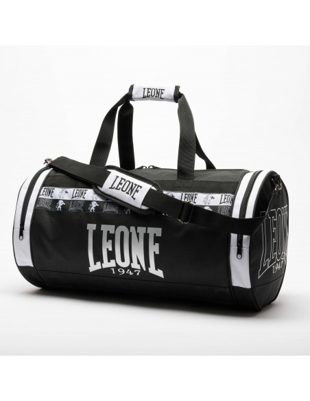 Discover the Iconic sports bag from Leone1947 in the Vikingstore