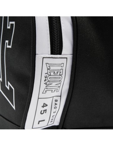 Discover the Iconic sports bag from Leone1947 in the Vikingstore