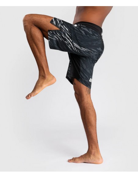 Conquiers l'octogone avec Venum UFC Fusion Short