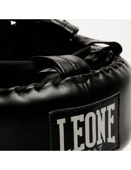 Protection optimale avec le casque Leone "The Greatest" en cuir