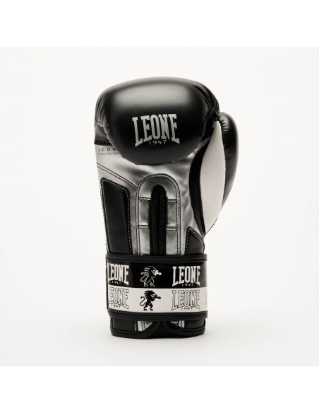 Discover Leone Iconic children's boxing gloves now