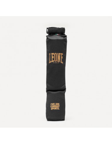 Shin guard with foot - Leone1947 Confort for kickboxing and Muay Thai