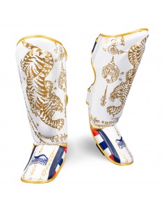 Protège-tibias Muay Thai avec design traditionnel Sak-Yant