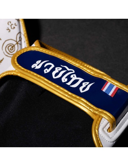 Protège-tibias Muay Thai avec design traditionnel Sak-Yant