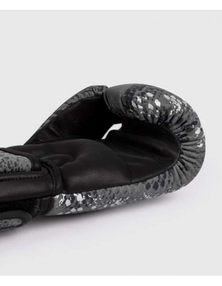 Percutants et élégants : Venum Gants de boxe Amazonia