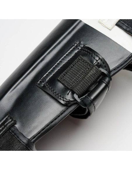 Shin guard Shock - Leone1947 buy here at Vikingstore