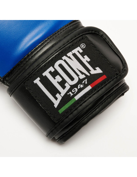 Kids' boxing gloves in blue: Discover Thunder by Leone