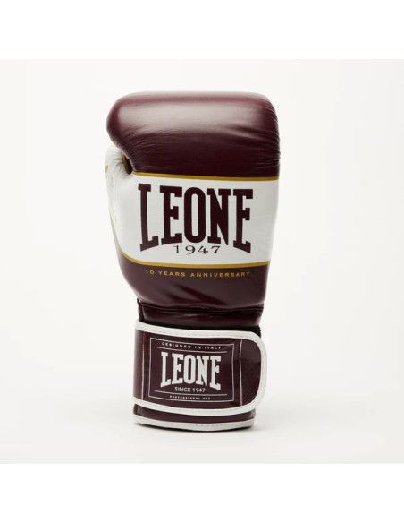 Look vintage et puissance des gants de boxe Leone Shock X