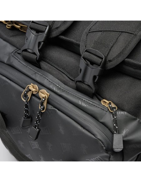 Stylish Leone DNA XXL bag in black with zip