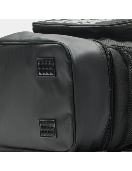 Leone Ambassador Backpack – plenty of space for your equipment