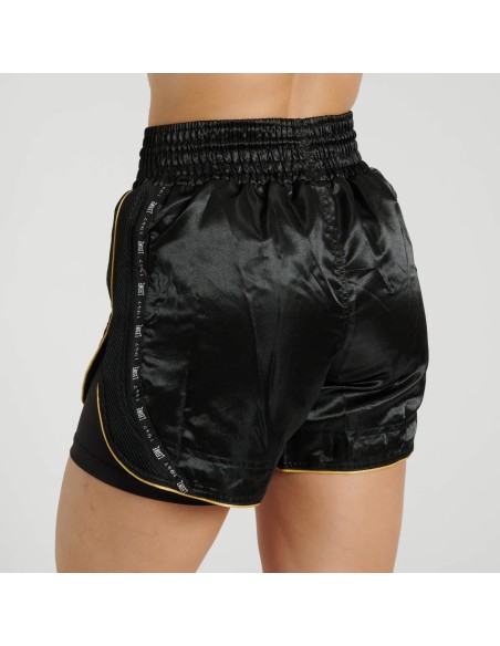 Train comfortably with the Leone Classic Thai boxing pants for women