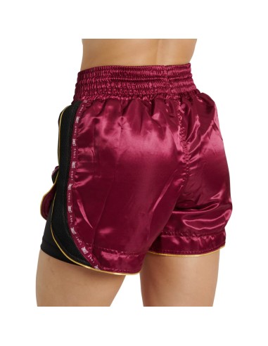 Train comfortably with the Leone Classic Thai boxing pants for women