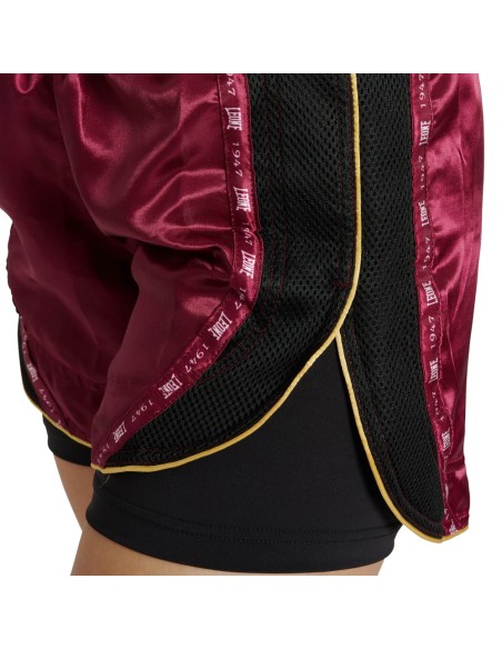 Train comfortably with the Leone Classic Thai boxing pants for women