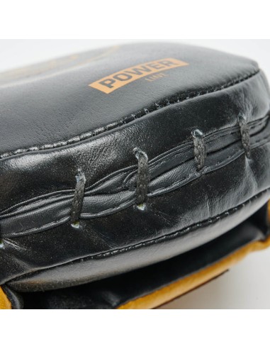 Leone1947 Buffalo leather anti-shock pads for professional athletes