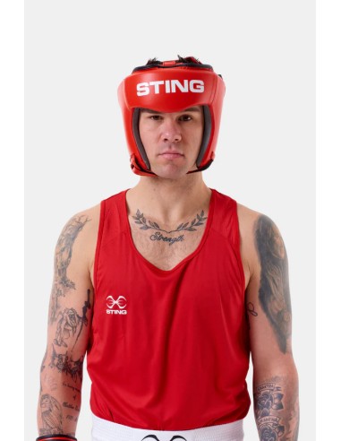 Protection de tête de compétition IBA de Sting en rouge