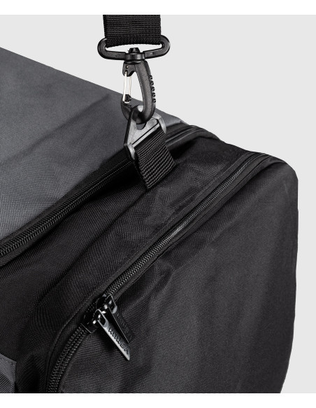 Venum Essential sports bag with plenty of space for your equipment