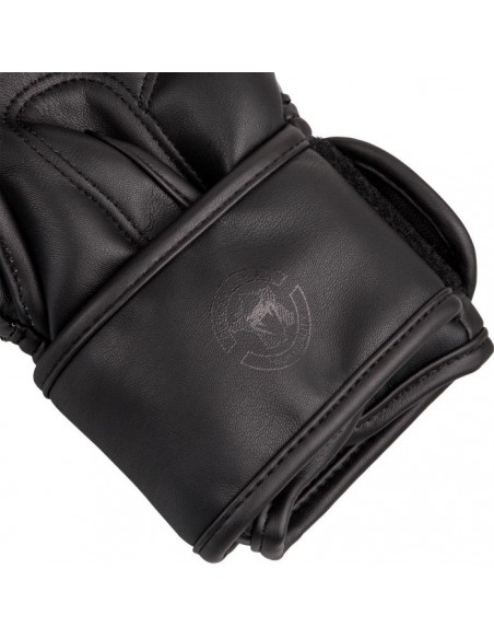 Challenger 3.0 Black/ Black Venum in the Swiss online shop aufen