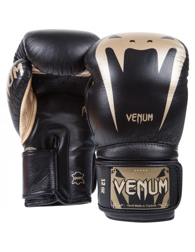 Puissance ultime : Venum Gants de boxe Giant 3.0 en or de Venum