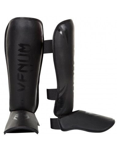 Shin guard Challenger - Venum buy in our swiss online shop