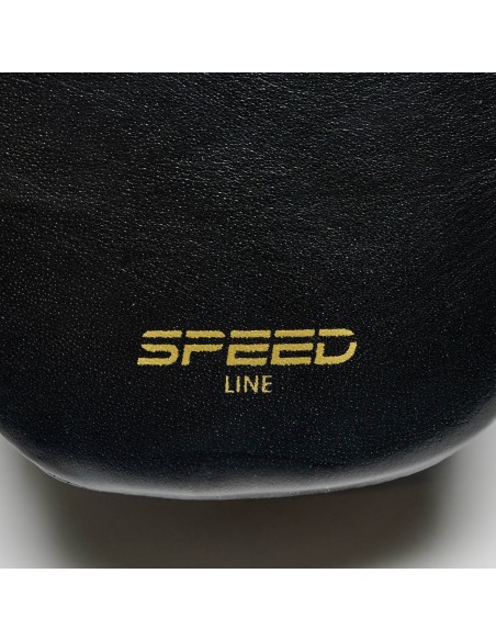 Allenamento magistrale: Con i ramponi Leone Master Speed Line!
