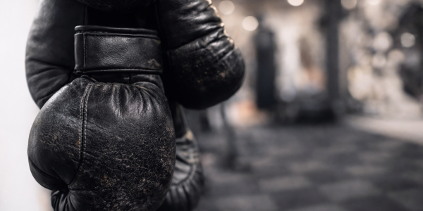 Wie oft sollte ich meine Boxhandschuhe ersetzen?