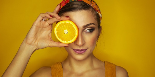 Vitamina C: la chiave per una pelle radiosa e più energia?